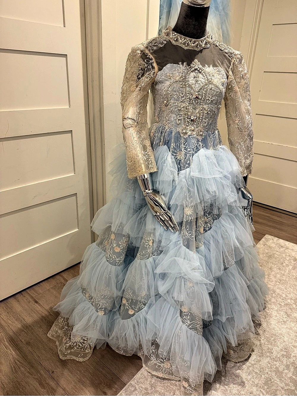 Luxury Girls Formal Gown 12–14 / XS – Hand Beaded Blue Silver Tulle Pageant Dres
